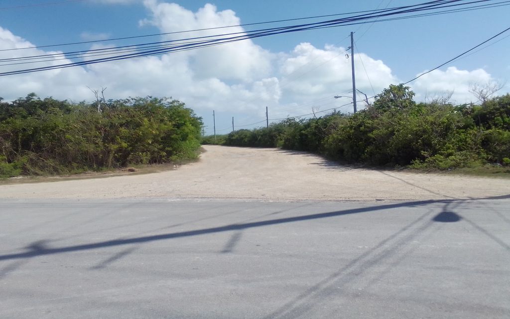 Property photo 3 of 8