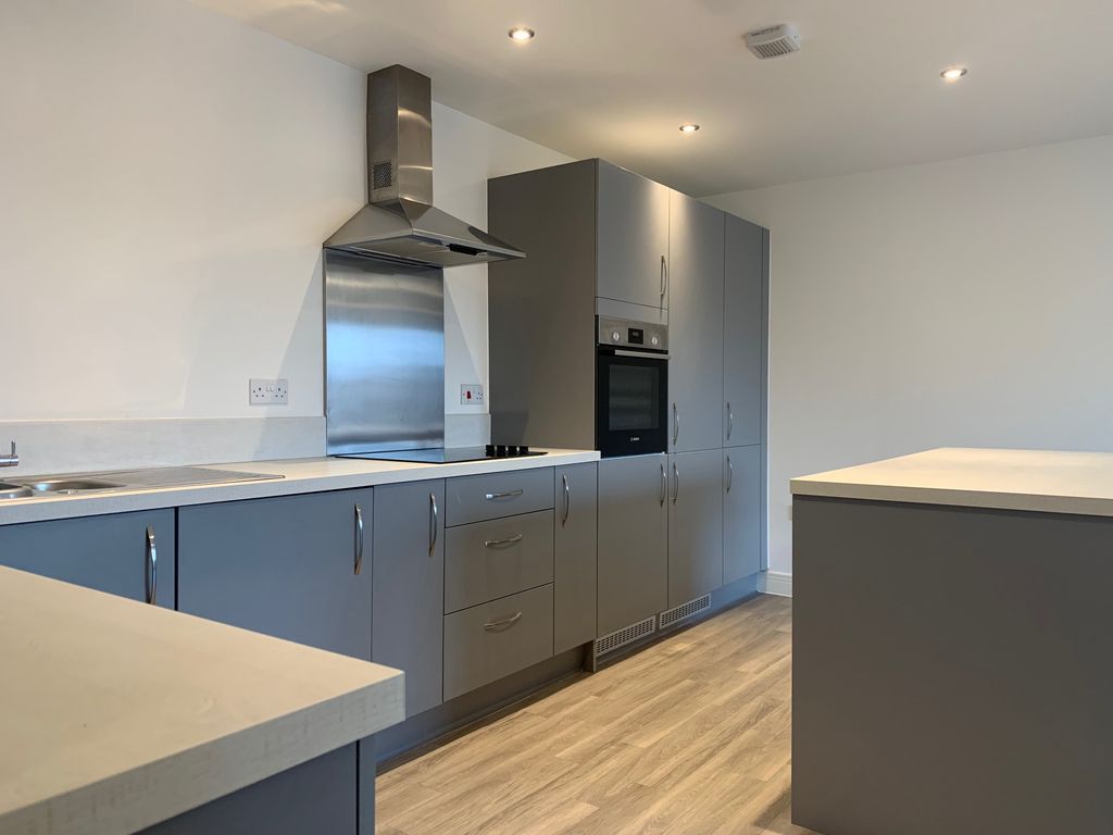 Property photo 2 of 12 Image