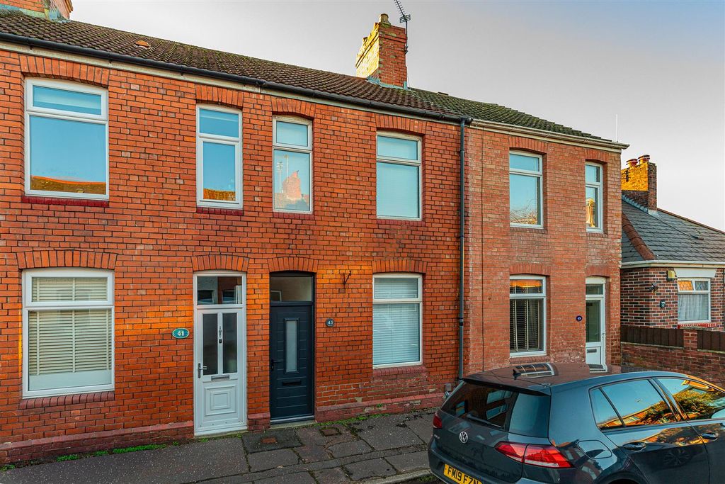 Property photo 1 of 13 43-1.Jpg