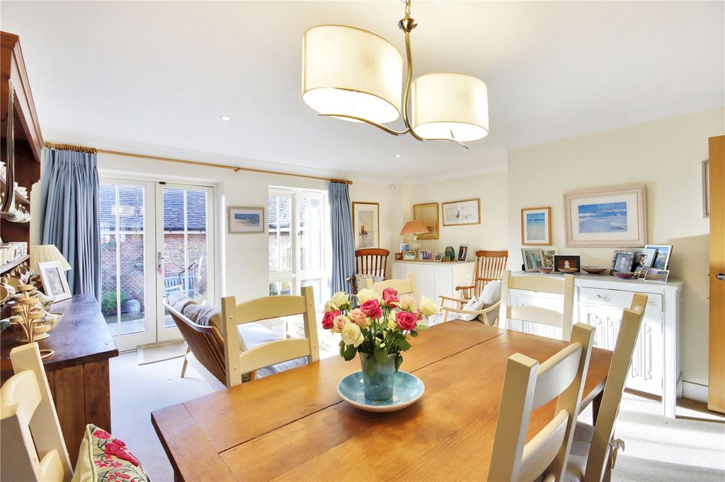 Property photo 2 of 14 Kitchen/Diner