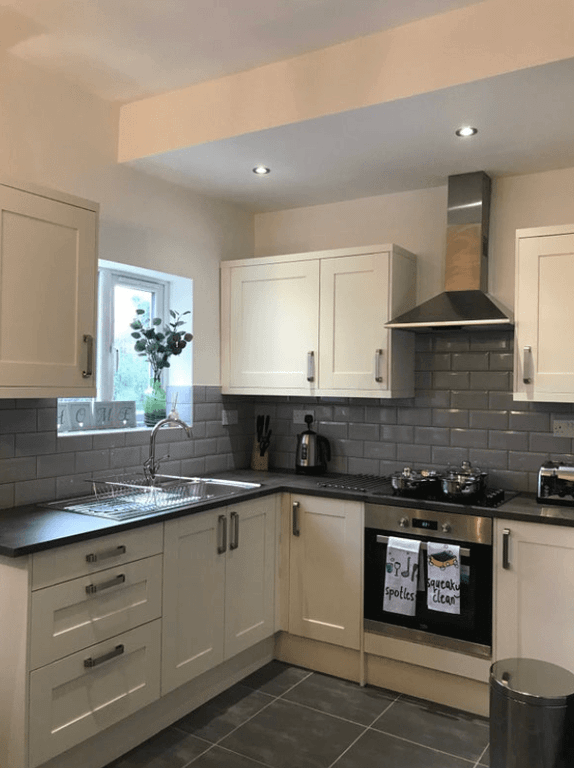 Property photo 3 of 4 Room