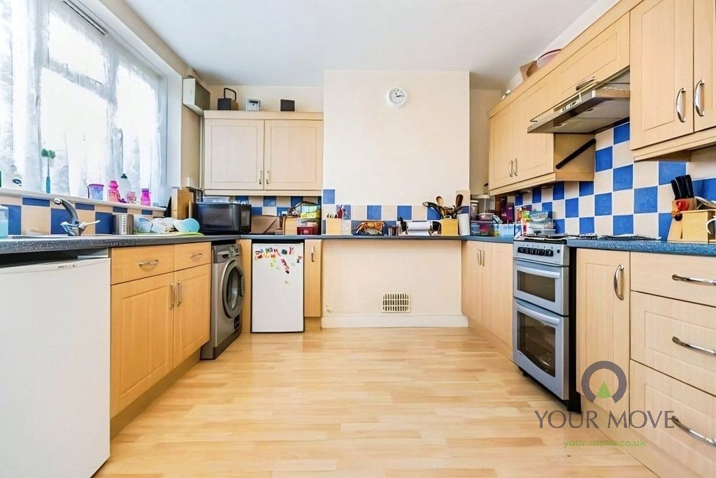 Property photo 3 of 7 Kitchen/Diner