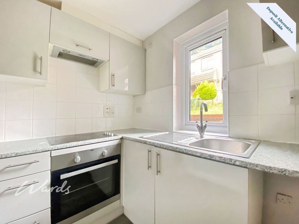 Property photo 2 of 14 Kitchen
