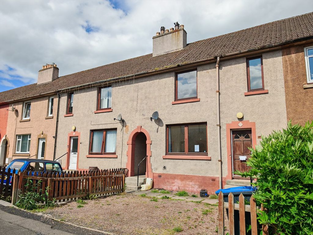 Property photo 2 of 16