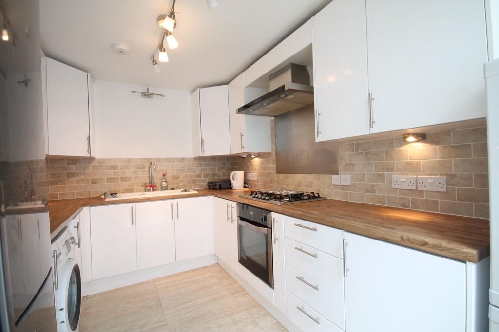 Property photo 3 of 13 Img_5564.Jpg