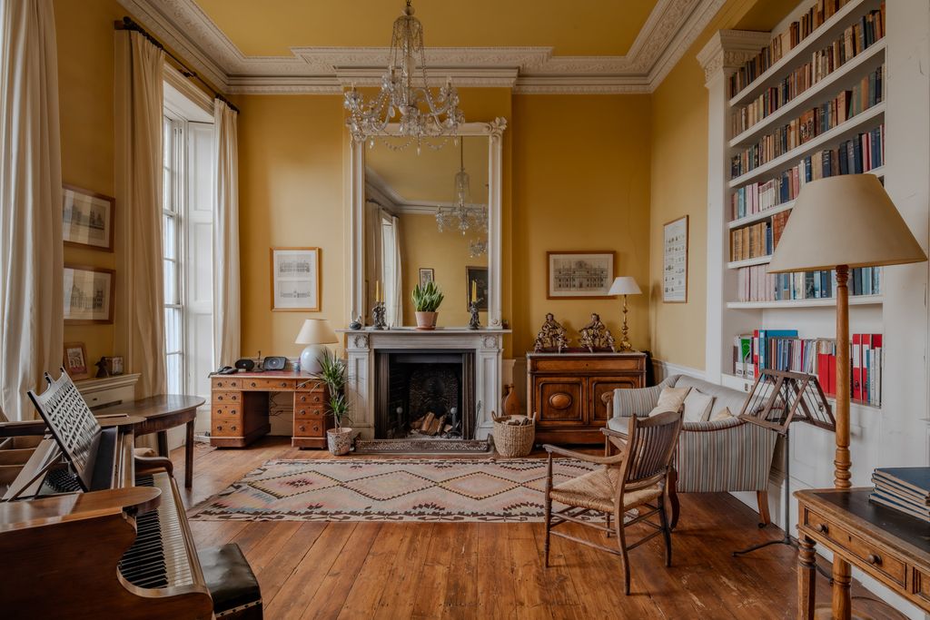 Additional image 2 of 7 bed terraced house for saleWindsor Terrace, Clifton, Bristol BS8