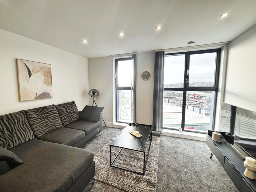 Property photo 3 of 9 Picture No. 15