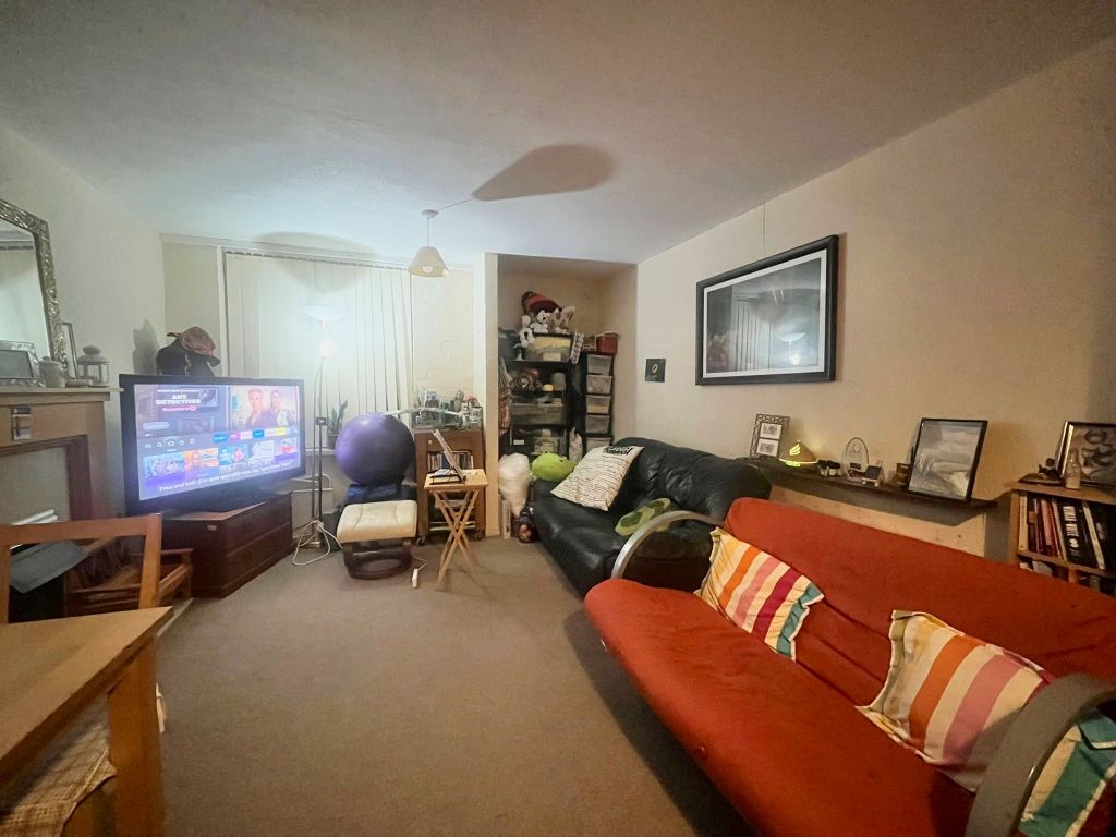 Property photo 2 of 5 Reception Room