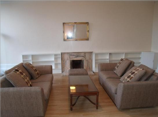 Property photo 2 of 7 Lounge