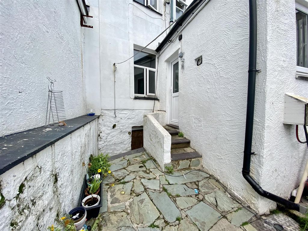 Additional image 15 of 4 bed town house for saleNew Street, Pwllheli LL53