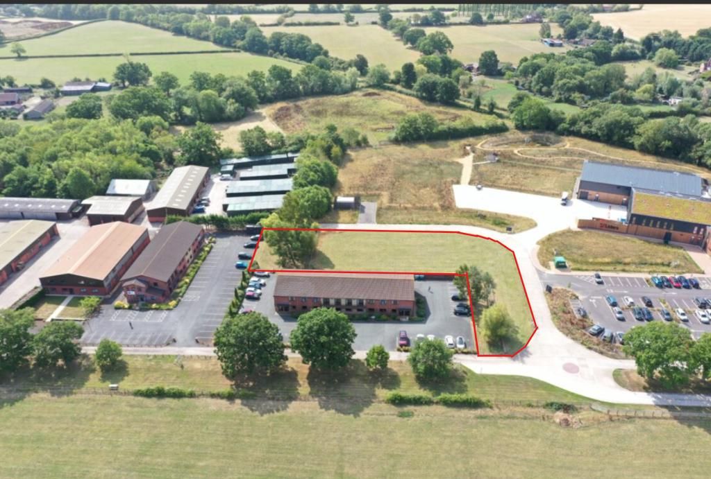 Property photo 2 of 8 Photo 8