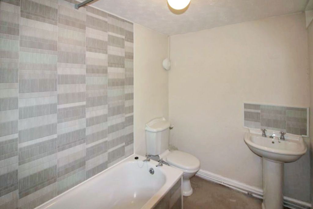 Property photo 3 of 4 Photo 3