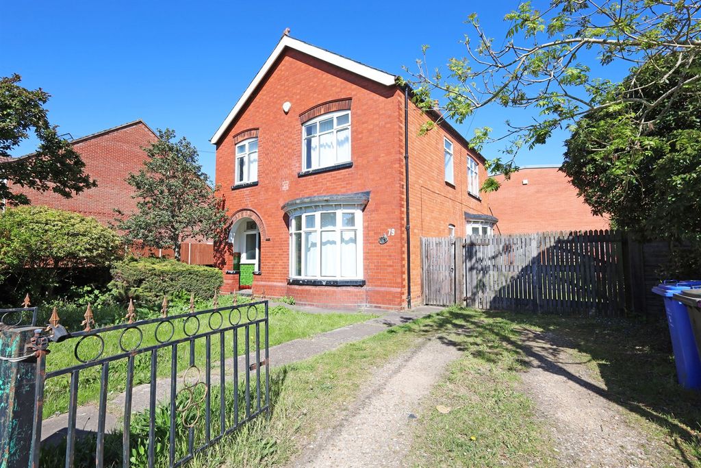 Property photo 1 of 11 (Main)