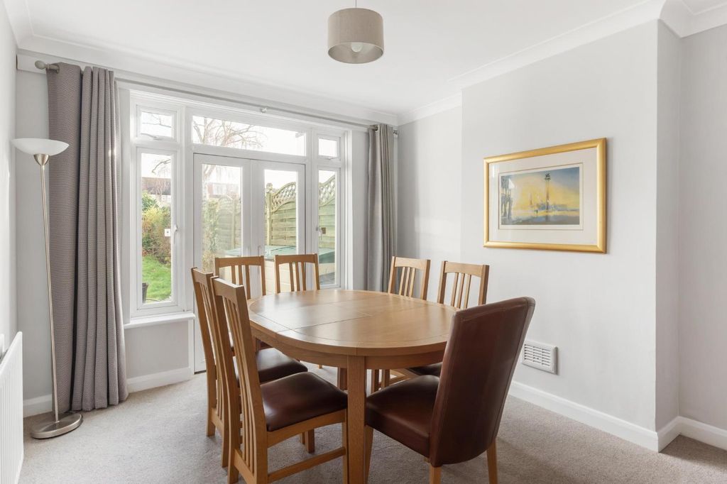 Property photo 3 of 16 Picture No. 07