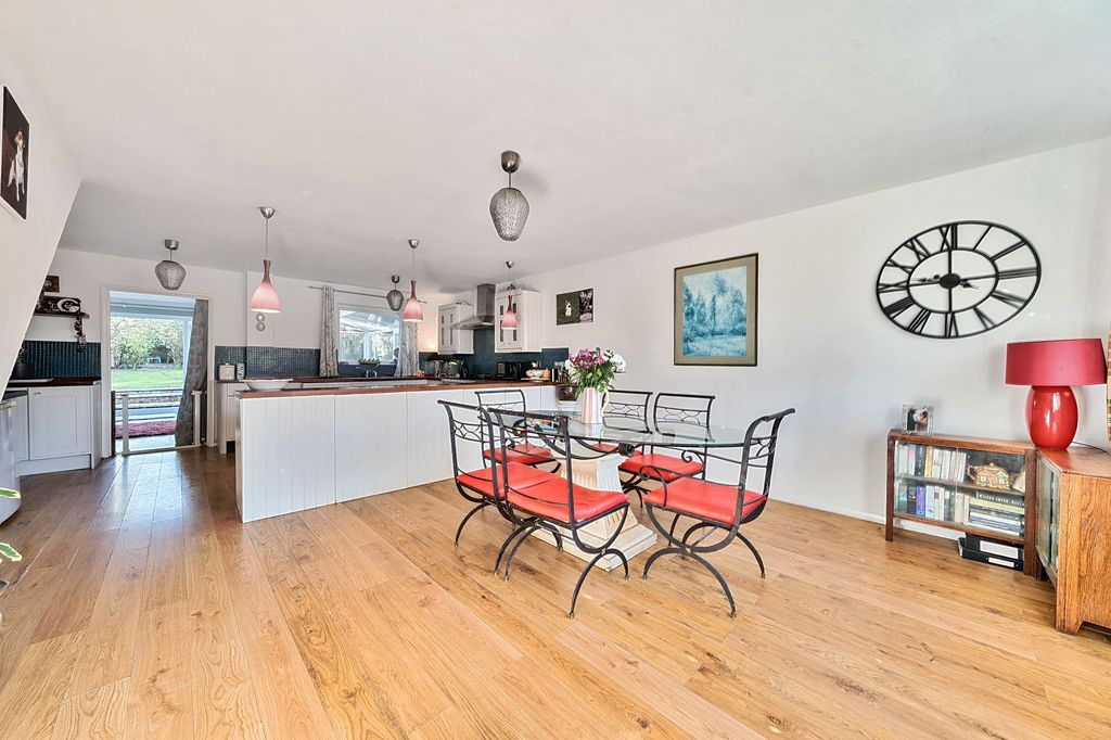 Property photo 2 of 17 Kitchen/Diner