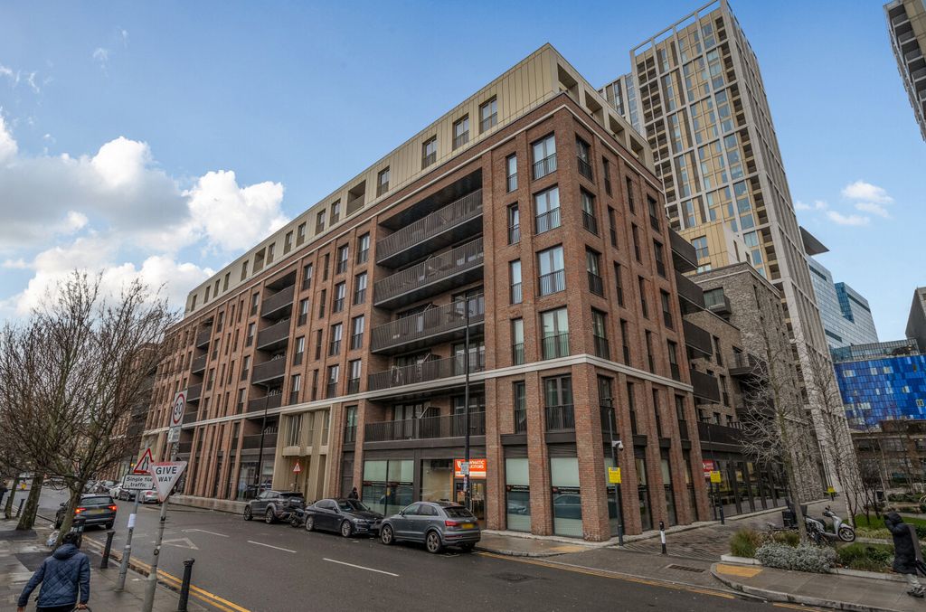 Property photo 1 of 15 1396505-1-6960F3A...