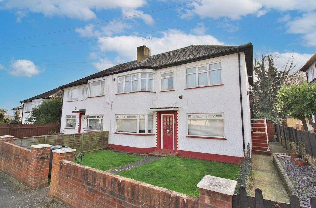 Property photo 1 of 9