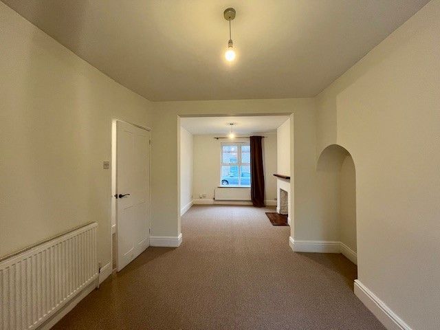 Property photo 3 of 6 Living Room