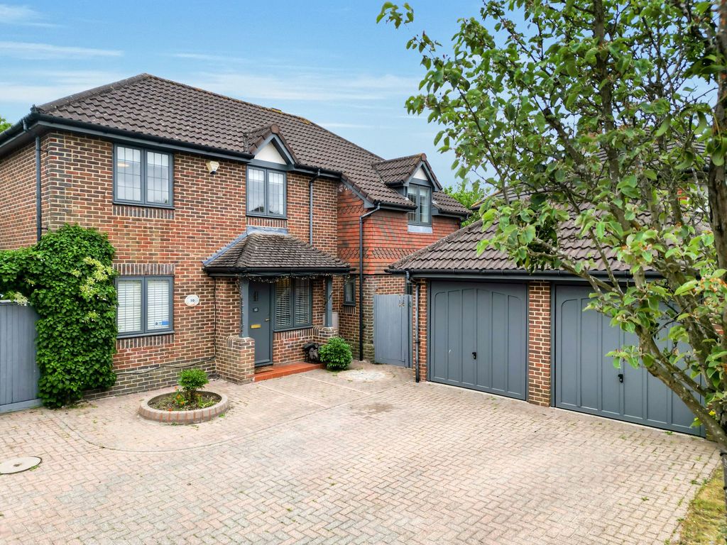 Property photo 1 of 34