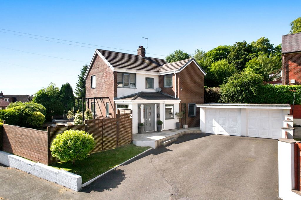 Property photo 1 of 61