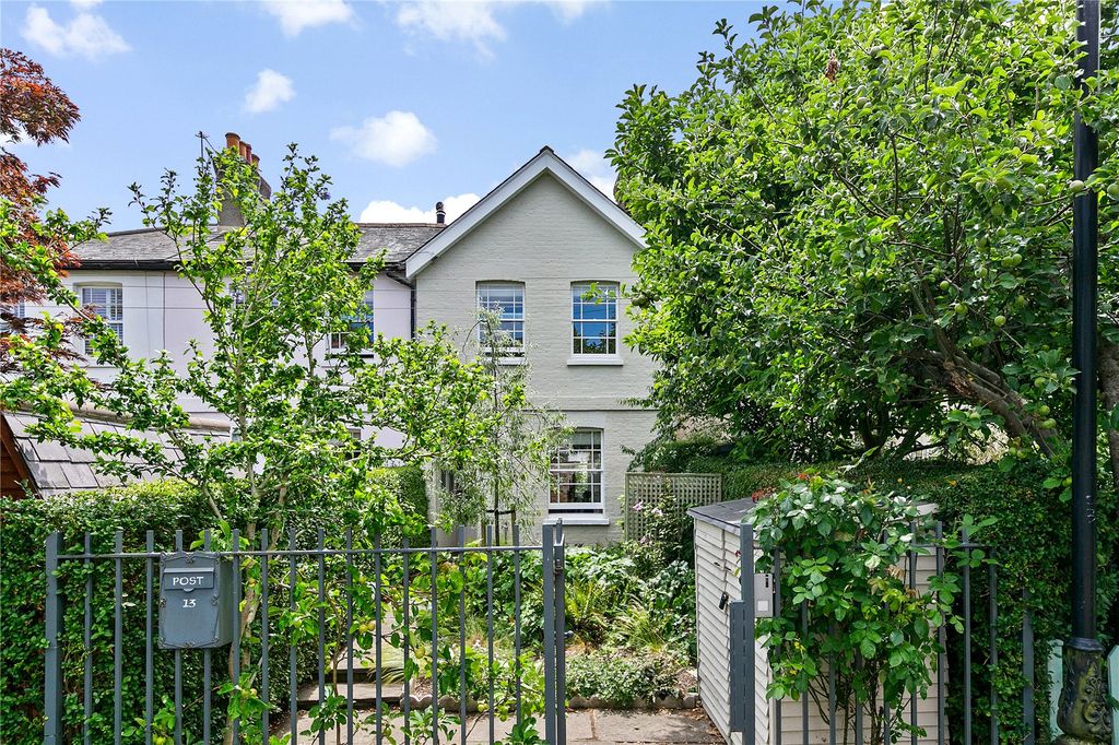 Property photo 1 of 11 Picture No. 01