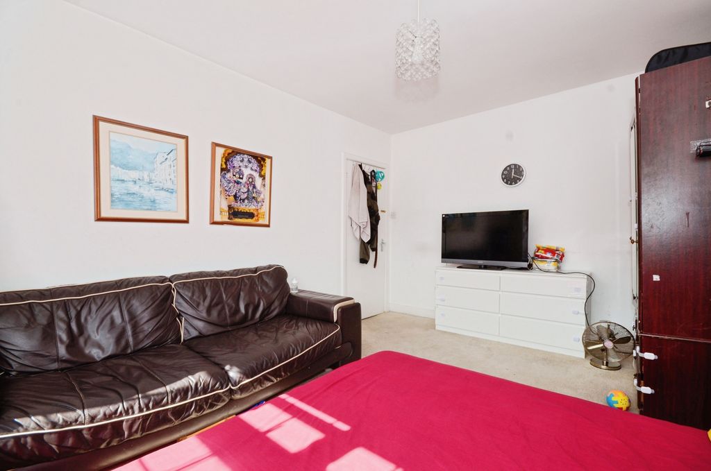 Property photo 2 of 16 Reception Room