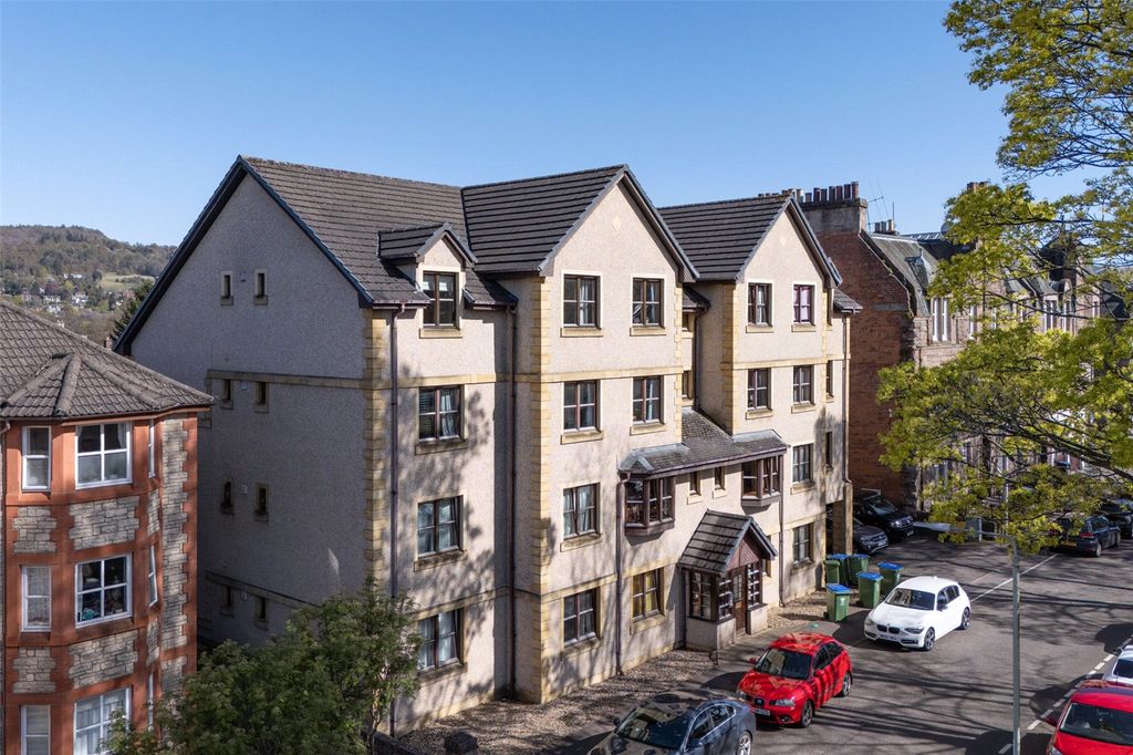 Property photo 1 of 13 Exterior