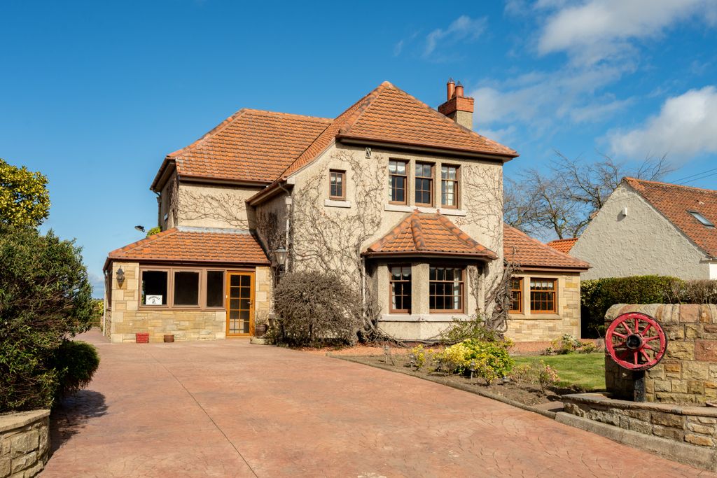 Property photo 2 of 31 Property Image 2