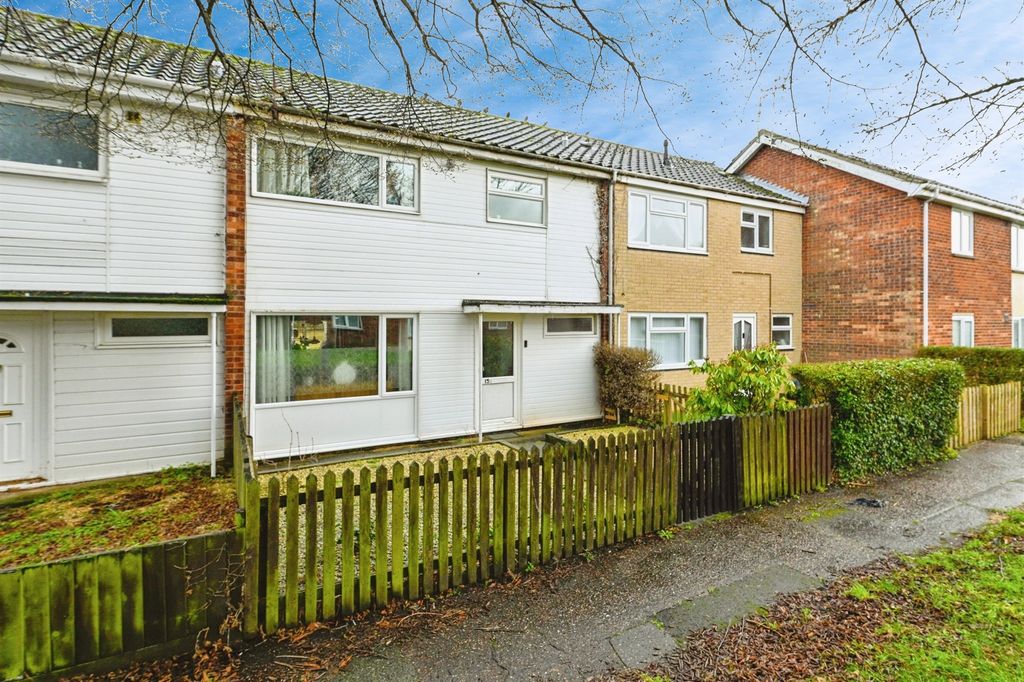 Property photo 1 of 17