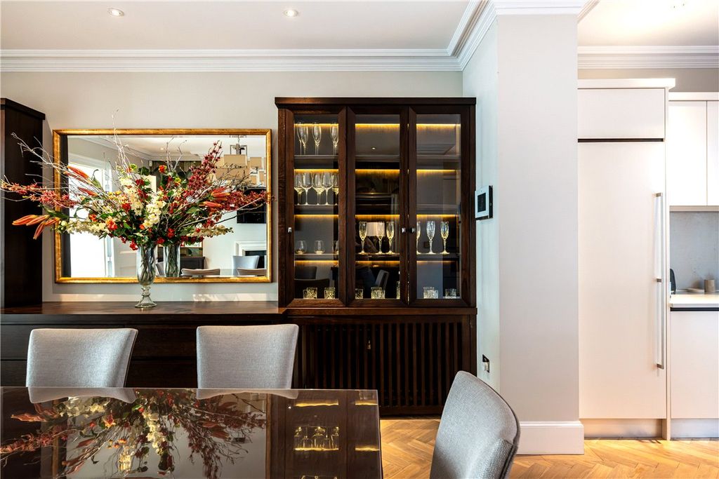 Property photo 1 of 35 Picture No. 21