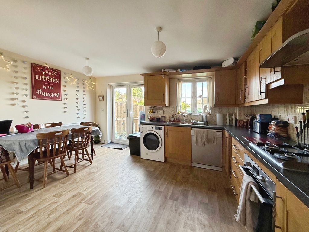 Property photo 2 of 15 0c12505B--4717-9Af0-2005316D52C4-23161-00000330Fb0