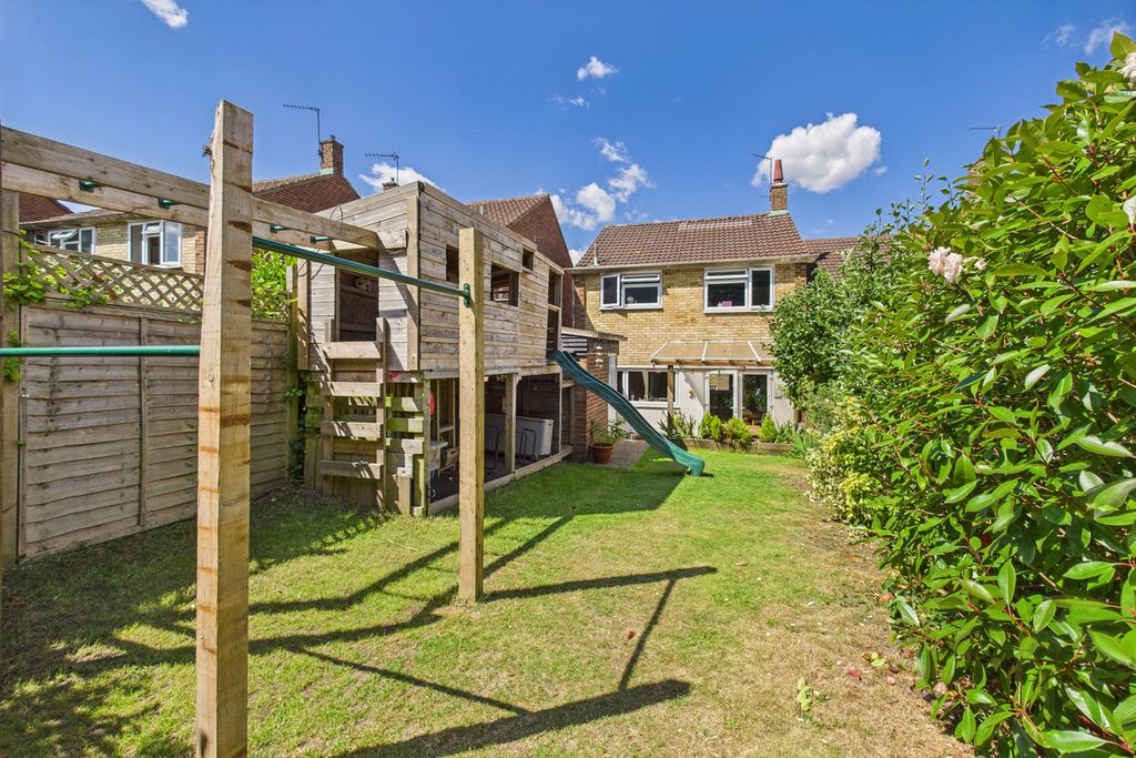 Property photo 2 of 21