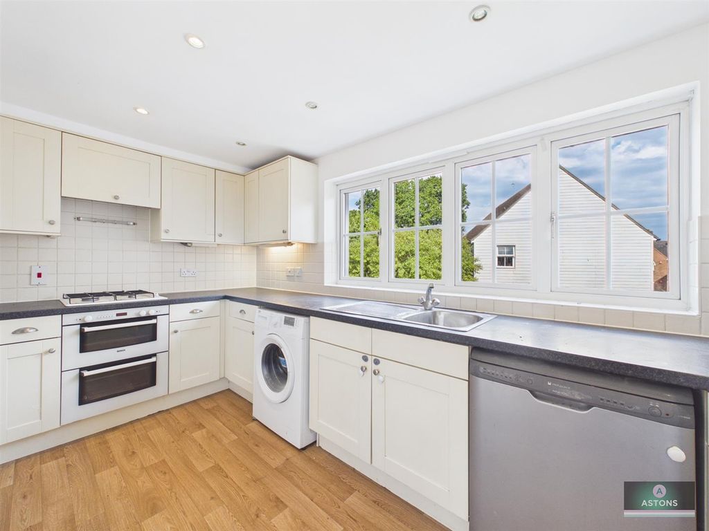Property photo 3 of 17 Cam02067G0-Pr0359-Still011.Jpg