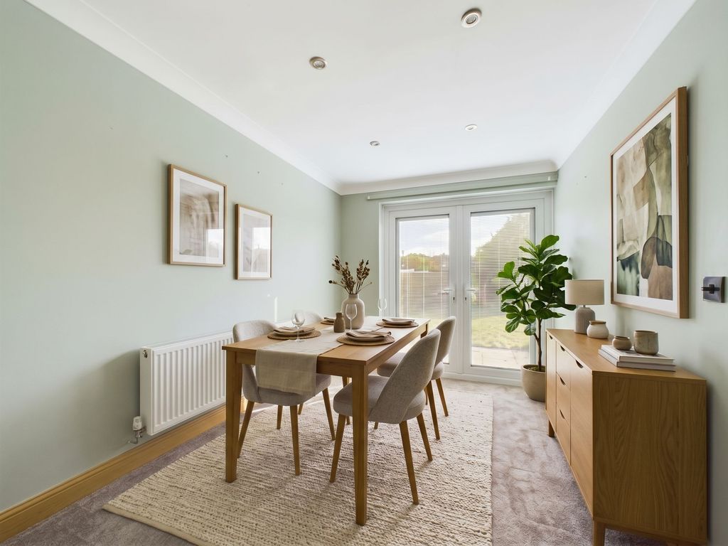 Property photo 2 of 19 Dining Room (Virtually Furnished)