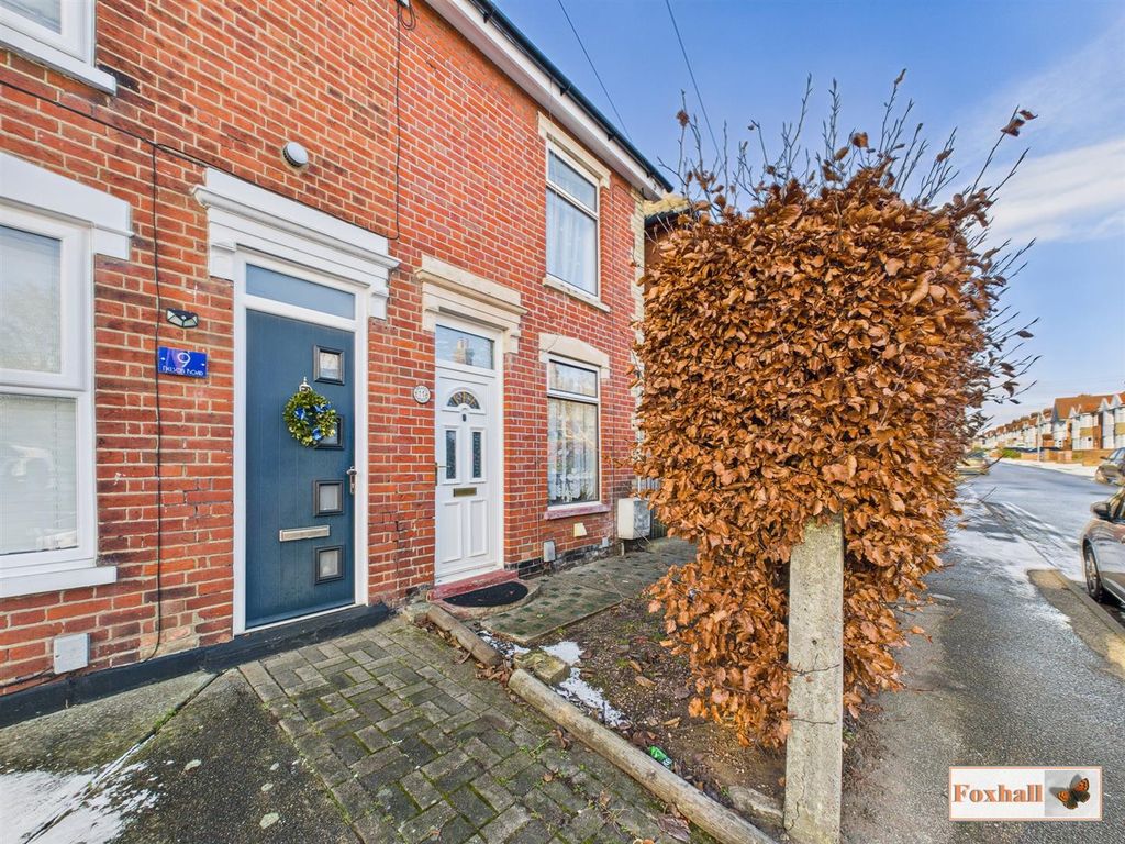 Property photo 1 of 13 Front Garden