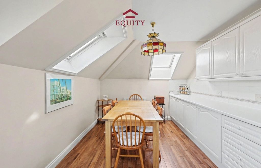 Additional image 10 of 3 bed flat for saleCulloden Road, Enfield EN2