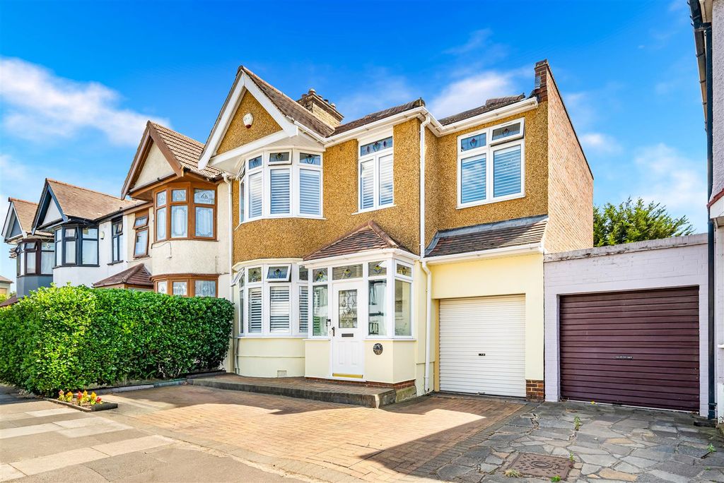 Property photo 1 of 38