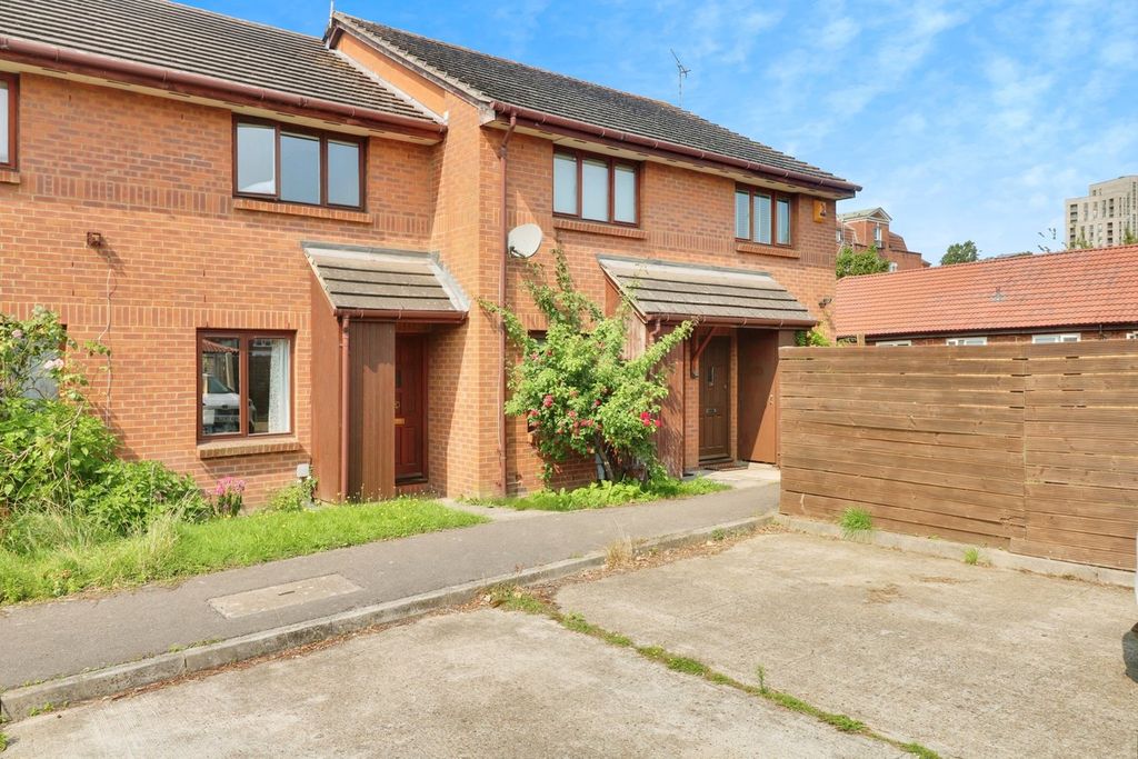 Property photo 1 of 15