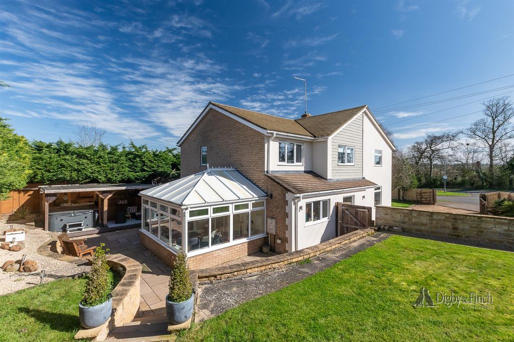 Property photo 1 of 39 2 Park Road -64.Jpg