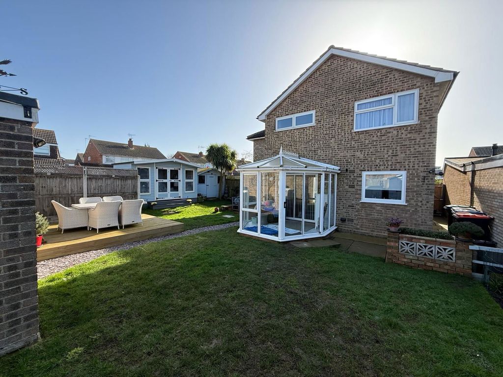 Property photo 2 of 23