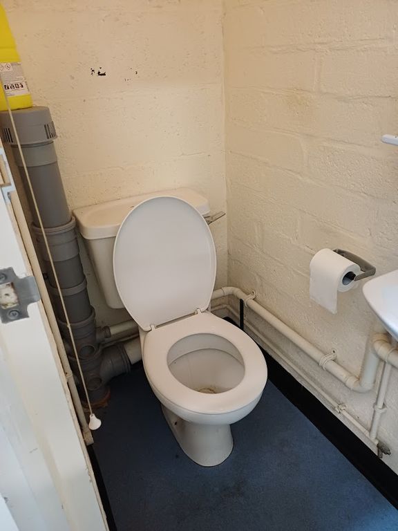 Property photo 3 of 5