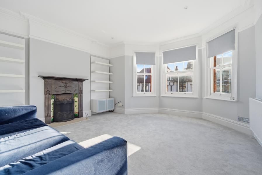 Property photo 2 of 8