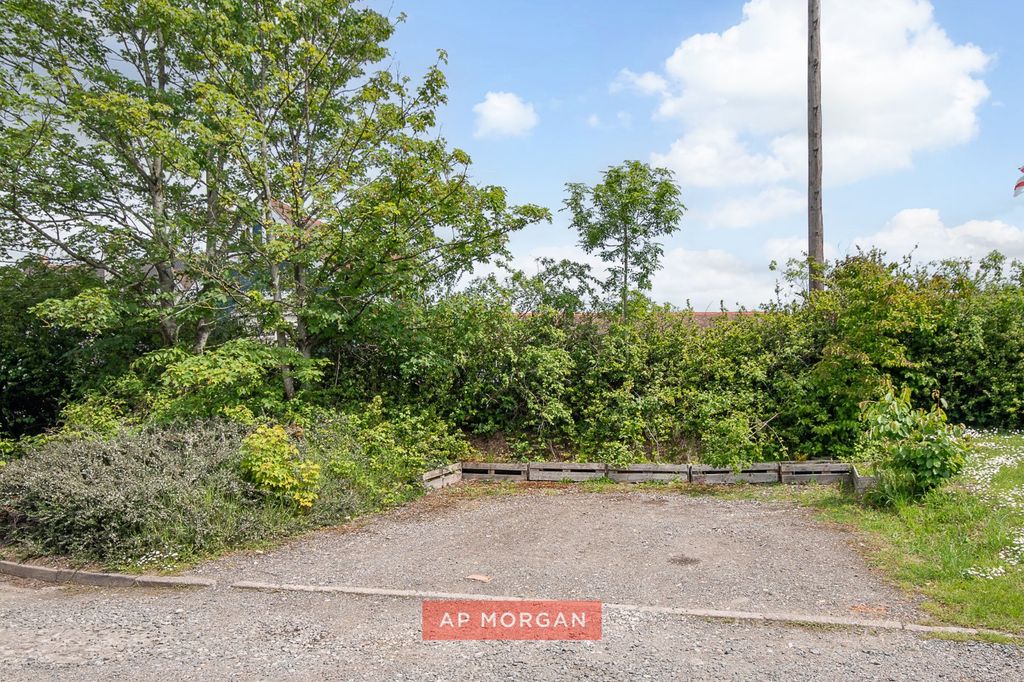 Property photo 3 of 13 Picture No. 09