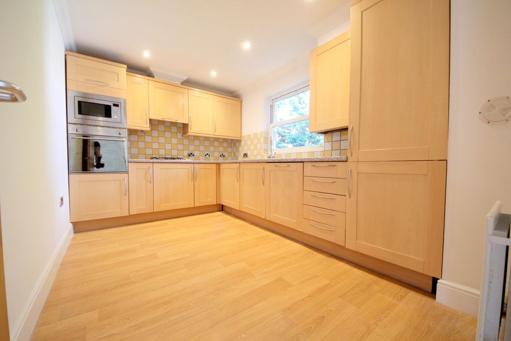 Property photo 2 of 15 Gallery