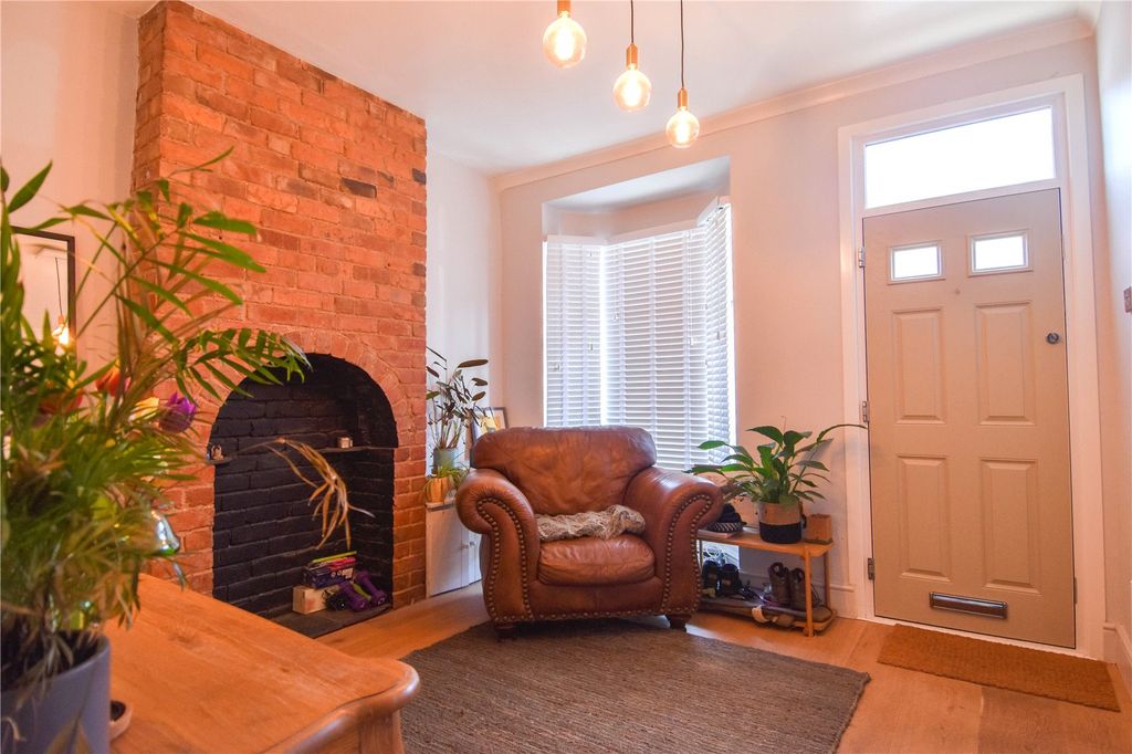 Property photo 3 of 14 Picture No. 02
