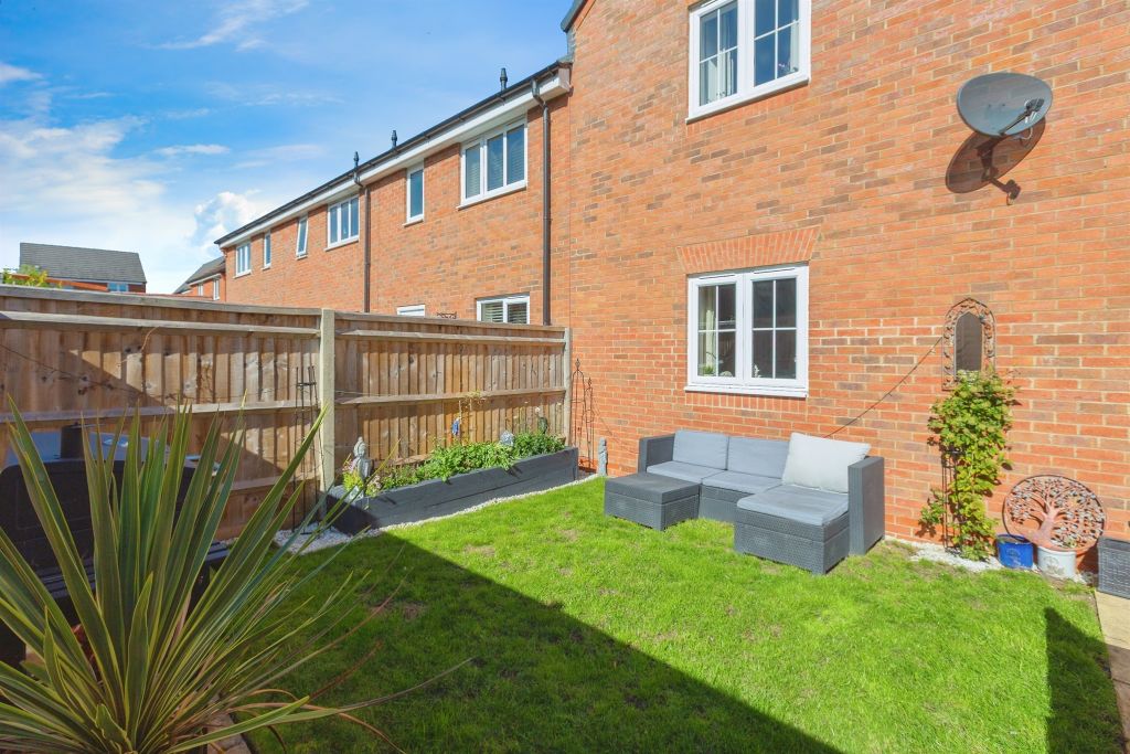 Property photo 2 of 17