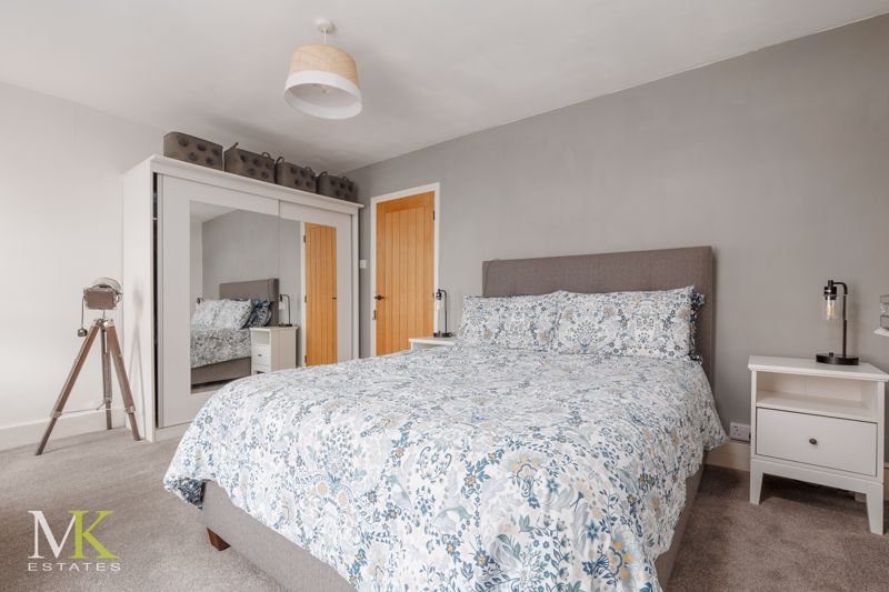 Property photo 3 of 12 Photo 3