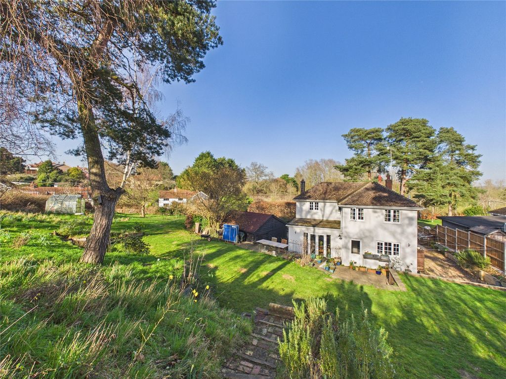 Property photo 1 of 19 Picture No. 04