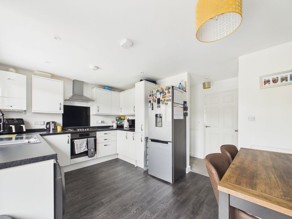 Property photo 3 of 8 Kitchen/Diner