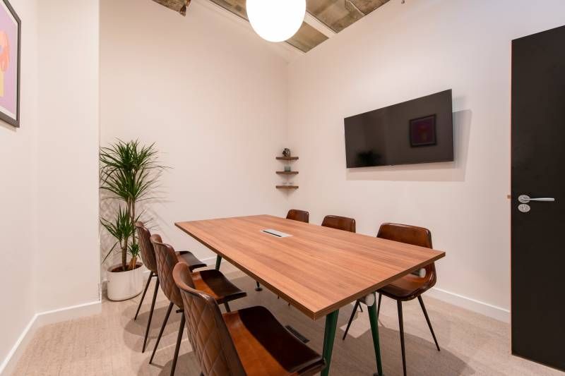 Property photo 2 of 10